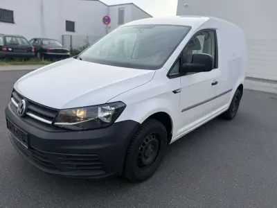 Używany VW Caddy 102 KM (75 kW) 2016 Biały Minivan