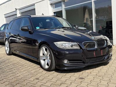 Gebraucht BMW 320 Sport Line 163 PS (119 kW) 2011 Schwarz Kombi
