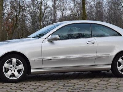 Usata Mercedes CLK200 Avantgarde 163 CV (119 kW) 2003 Argento Coupé