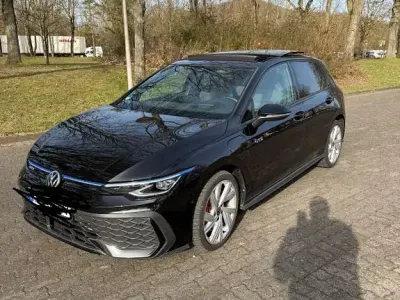 Gebraucht VW Golf VIII GTE 272 PS (200 kW) 2025 Schwarz Limousine