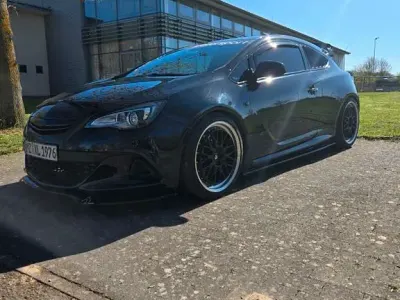 Gebraucht Opel Astra OPC 280 PS (205 kW) 2015 Schwarz Limousine