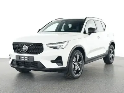 Gebraucht Volvo XC40 Plus 197 PS (144 kW) 2025 Weiß SUV
