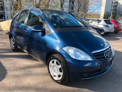 Gebraucht Mercedes A180 109 PS (80 kW) 2008 Blau Limousine