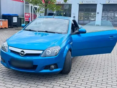 Brugt Opel Tigra 125 HK (91 kW) 2005 Blå Cabriolet