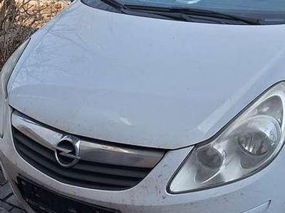 Brugt Opel Corsa Selection 60 HK (44 kW) 2009 Hvid Hatchback