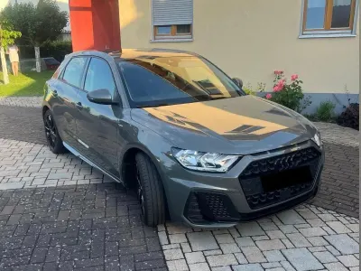 Gebraucht Audi A1 Sportback S-Line 95 PS (69 kW) 2023 Grau Kleinwagen