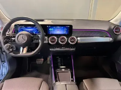 Używany Mercedes EQB300 Electric Art 167 kW (228 KM) 2025 Srebrny SUV