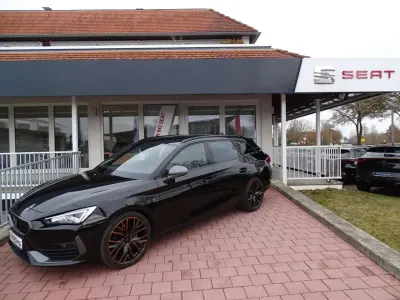 Gebraucht Cupra Leon VZ 245 PS (180 kW) 2023 Midnight schwarz (metallic) Kombi