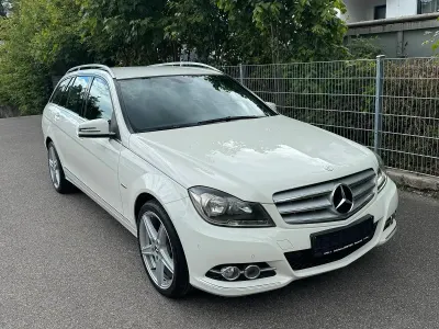 Gebraucht Mercedes C200 136 PS (100 kW) 2012 Weiß Kombi