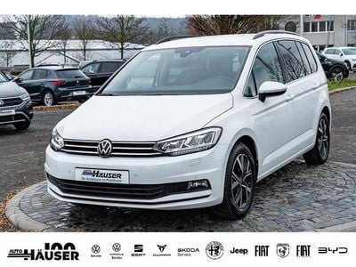Second-hand VW Touran Highline 150 CP (110 kW) 2021 Alb Monovolum