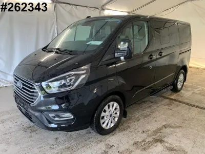 Gebraucht Ford Tourneo Titanium 125 PS (91 kW) 2022 Obsidianschwarz metallic Van / Kleinbus