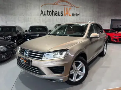 Gebraucht VW Touareg 333 PS (244 kW) 2015 Gold SUV