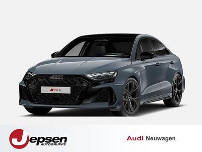 Neu Audi RS3 Sport 400 PS (294 kW) 2025 Kemoragrau metallic Limousine