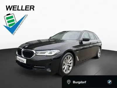 Używany BMW 530e Sport Line 292 KM (214 kW) 2023 Czarny Kombi