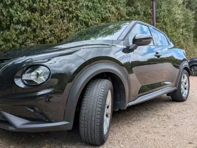 Gebraucht Nissan Juke N-Connecta 114 PS (83 kW) 2022 Schwarz SUV
