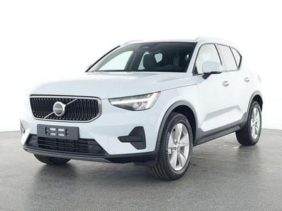 Second-hand Volvo XC40 Core 163 CP (119 kW) 2025 Albastru SUV