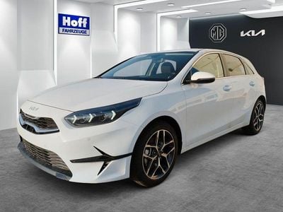Wd) casa white s (weiss Neu 2026 Kia Ceed Style Kleinwagen | 23.299 € (Fairer Preis)