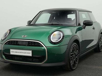 Second-hand Mini Cooper Favoured 156 CP (114 kW) 2024 Verde Hatchback