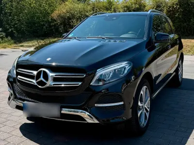 Gebraucht Mercedes GLE250 204 PS (150 kW) 2016 Schwarz SUV