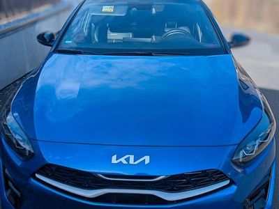 Second-hand Kia Ceed Sportswagon GT-Line 160 CP (117 kW) 2022 Albastru Break