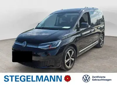 Gebraucht VW Caddy Style 114 PS (83 kW) 2022 Schwarz Van / Kleinbus