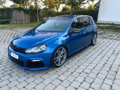 Begagnad VW Golf VII R 271 HK (199 kW) 2012 Blå Sedan