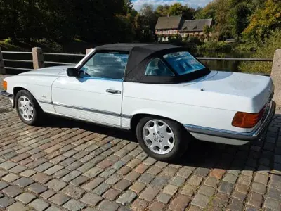 Gebraucht Mercedes 300 179 PS (131 kW) 1986 Weiß Cabrio