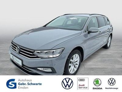 Grau Gebraucht 2022 VW Passat Business Kombi | 24.990 € (Etwas zu teuer)