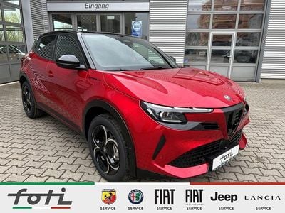 Nuova Alfa Romeo GT Junior 145 CV (106 kW) 2026 Rosso SUV
