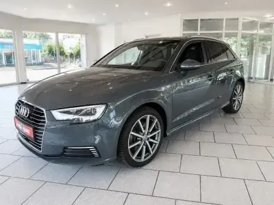Gebraucht Audi A3 Sportback e-tron S-Line 204 PS (150 kW) 2016 Andere Kleinwagen