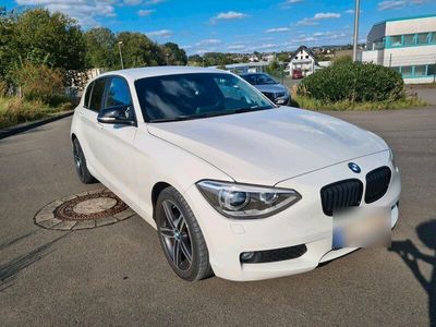 gebraucht BMW 116 i - weiß - 8 Fach bereift - 2014 - 17 Zoll