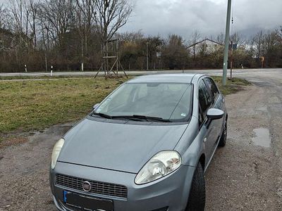 Gebraucht Fiat Grande Punto Dynamic 78 PS (57 kW) 2009 Grau Kleinwagen