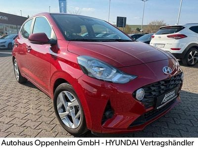 Gebraucht Hyundai i10 Trend 84 PS (61 kW) 2022 Rot Kleinwagen