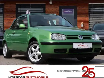 Gebraucht VW Golf Cabriolet Comfortline 75 PS (55 kW) 1999 Cosmicgruen metallic Cabrio