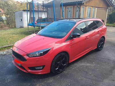 Gebraucht Ford Focus ST-Line 150 PS (110 kW) 2017 Rot Kombi