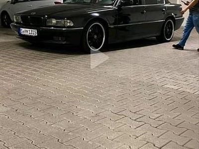 Schwarz Gebraucht 1998 BMW 740 Limousine | 4.500 €
