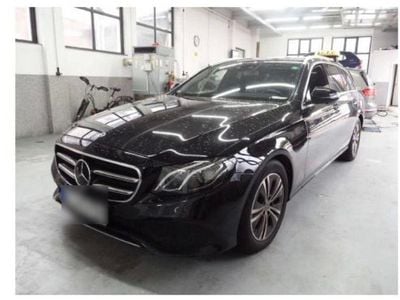 Gebraucht Mercedes E200 160 PS (117 kW) 2020 Schwarz Kombi