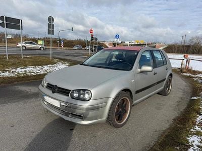 Gebraucht VW Golf IV 74 PS (54 kW) 2004 Grau Kleinwagen