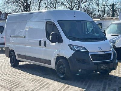 Gebraucht Peugeot Boxer 163 PS (119 kW) 2018 Weiß Van