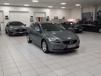 gebraucht Volvo V40 Momentum Automatic BLIS,LED,Navi