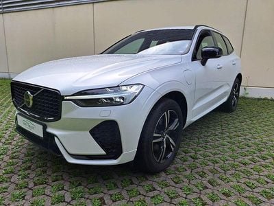 Weiß Gebraucht 2021 Volvo XC60 R-Design SUV | 36.499 € (Guter Preis)