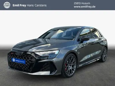 Gebraucht Audi RS3 Sport 400 PS (294 kW) 2026 Daytonagrau perleffekt Limousine