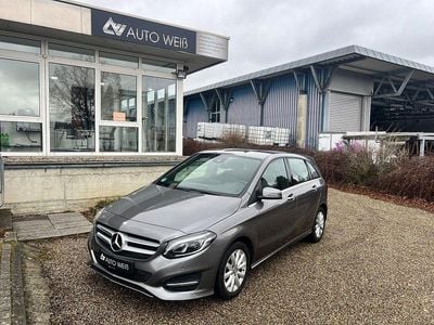 Gebraucht Mercedes B180 109 PS (80 kW) 2016 Grau Van / Kleinbus