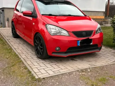 Używany Seat Mii Sport 75 KM (55 kW) 2012 Czerwony Hatchback