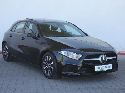 Gebraucht Mercedes A160 109 PS (80 kW) 2021 Kosmosschwarz metalliclack 191 Limousine