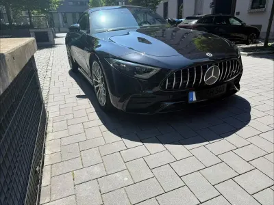 Gebraucht Mercedes SL43 AMG AMG 381 PS (280 kW) 2023 Schwarz Cabrio