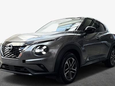 Neu Nissan Juke N-Connecta 143 PS (105 kW) 2025 Karosseriefarbe: dark grey (m), kontrastfarbe black SUV