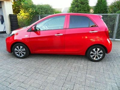 Signal red Gebraucht 2016 Kia Picanto Kleinwagen | 6.300 € (Fairer Preis)