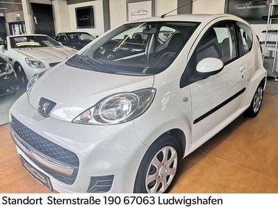 Gebraucht Peugeot 107 Filou 68 PS (50 kW) 2010 Weiß Kleinwagen