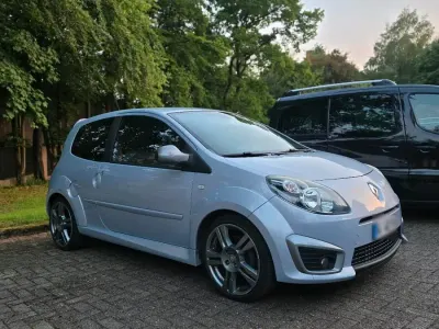 Gebraucht Renault Twingo R.S. 133 PS (97 kW) 2009 Silber Kleinwagen